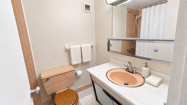 200 Swanton St 313, Winchester, MA 01890
