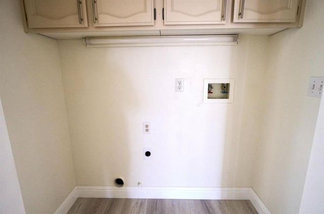 9452 Markfield Way, Sacramento, CA 95829