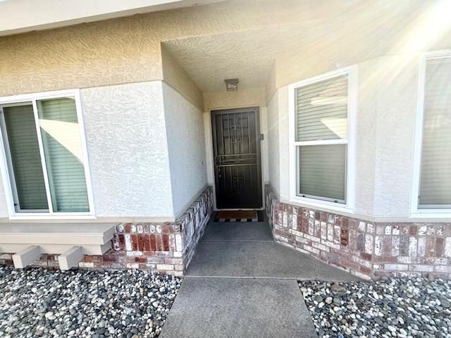 9452 Markfield Way, Sacramento, CA 95829