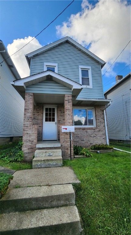 431 Longfellow Street, Vandergrift, PA 15690