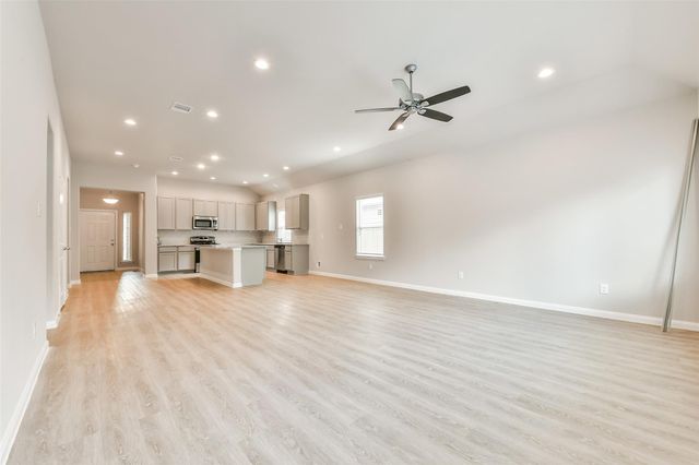 3911 Sugardale Street, Baytown, TX 77521