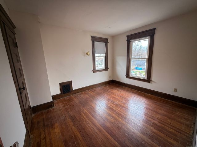 139 Aetna Street, Naugatuck, CT 06770