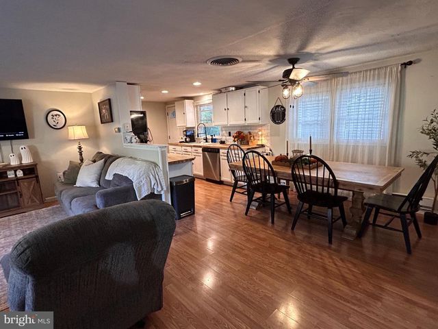 958 RUNVILLE RD, Bellefonte, PA 16823