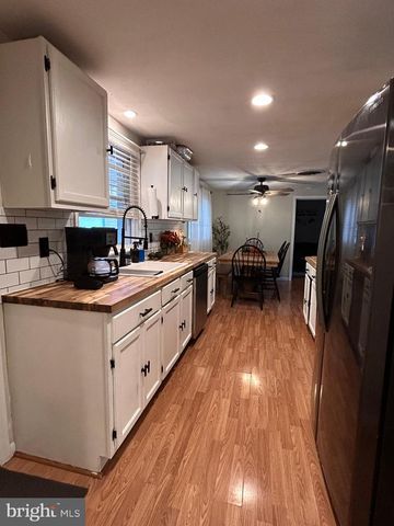 958 RUNVILLE RD, Bellefonte, PA 16823