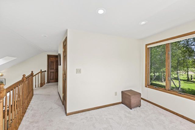 S48W34444 Rue Chantilly, Dousman, WI 53118