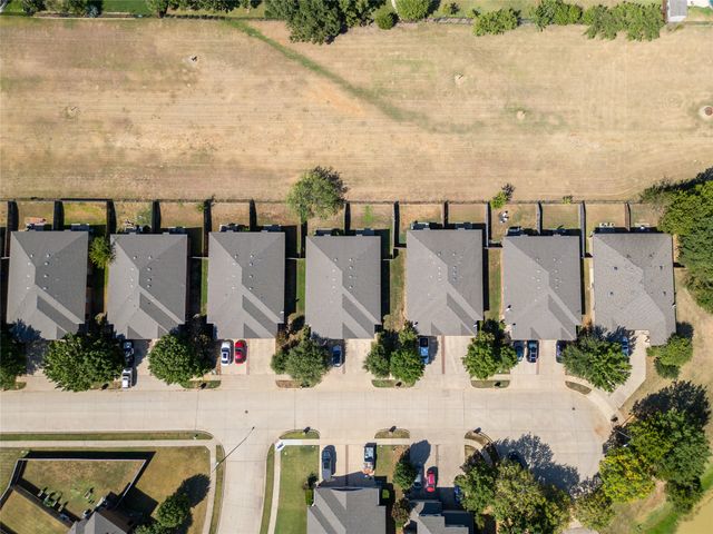1312 Piedmont Drive, Mansfield, TX 76063