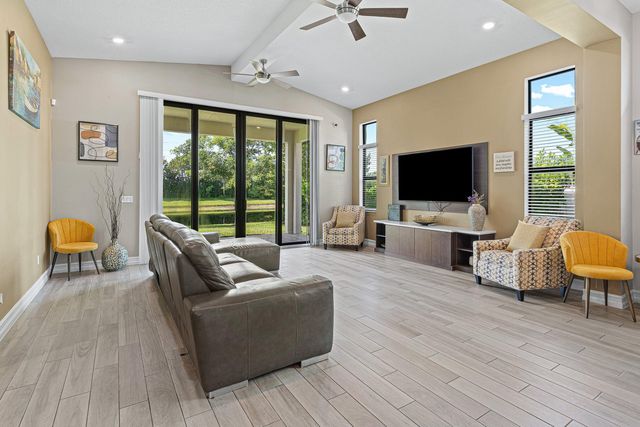 8907 Grand Prix Lane, Boynton Beach, FL 33472