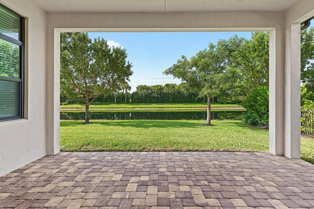 8907 Grand Prix Lane, Boynton Beach, FL 33472