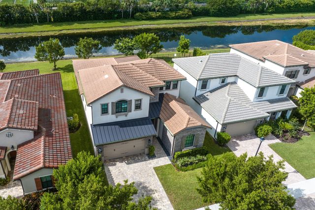 8907 Grand Prix Lane, Boynton Beach, FL 33472