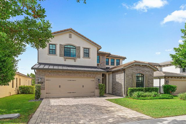 8907 Grand Prix Lane, Boynton Beach, FL 33472