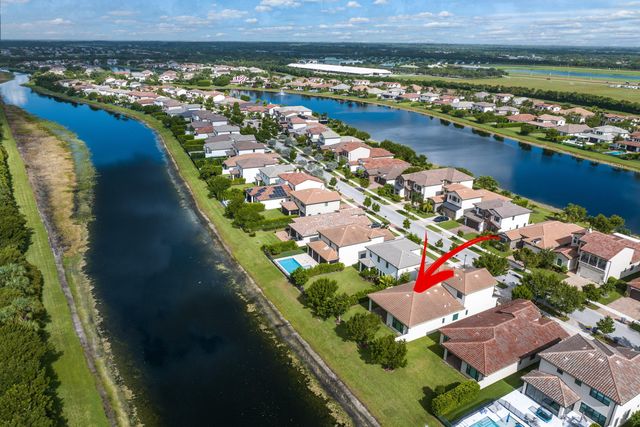 8907 Grand Prix Lane, Boynton Beach, FL 33472
