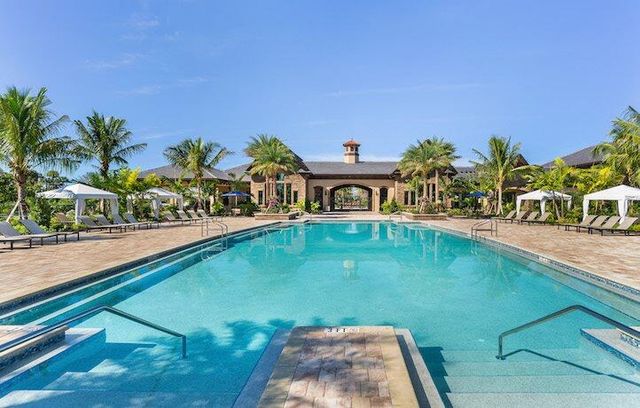8907 Grand Prix Lane, Boynton Beach, FL 33472