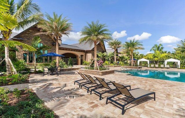 8907 Grand Prix Lane, Boynton Beach, FL 33472