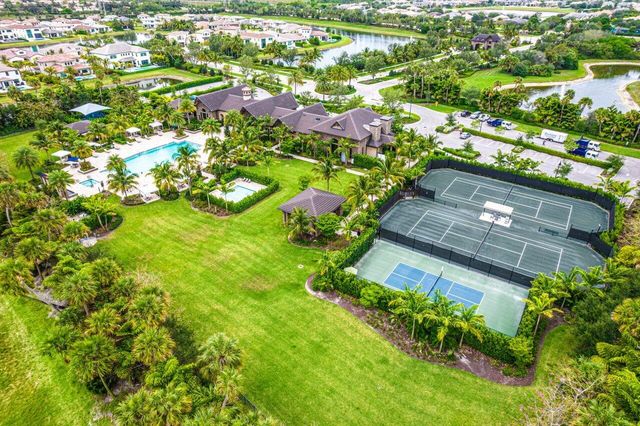 8907 Grand Prix Lane, Boynton Beach, FL 33472