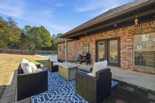 34 Lieblong Road, Greenbrier, AR 72058