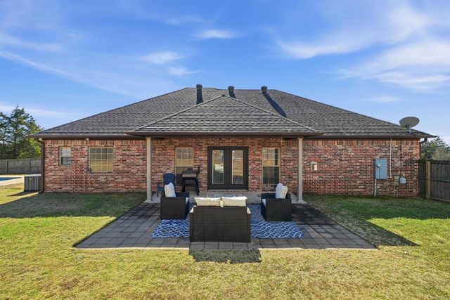 34 Lieblong Road, Greenbrier, AR 72058