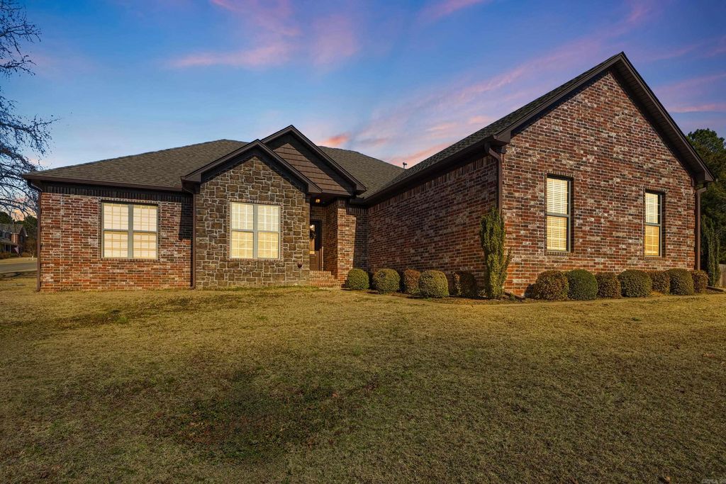 34 Lieblong Road, Greenbrier, AR 72058