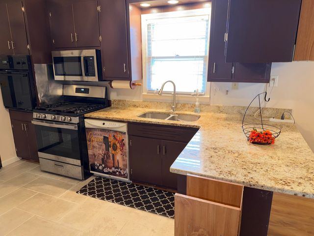 192 Marcia Street, Williston, SC 29853