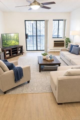 4304 158th Street 2C, Flushing, NY 11358