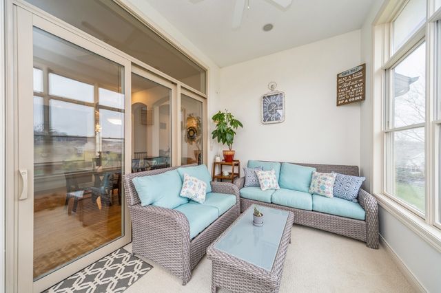 9289 Winterberry Court, West Des Moines, IA 50266