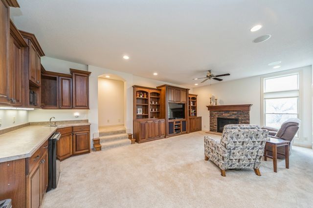 9289 Winterberry Court, West Des Moines, IA 50266