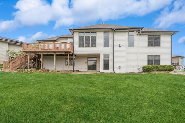 9289 Winterberry Court, West Des Moines, IA 50266