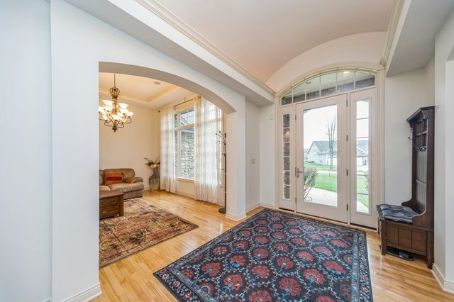 9289 Winterberry Court, West Des Moines, IA 50266