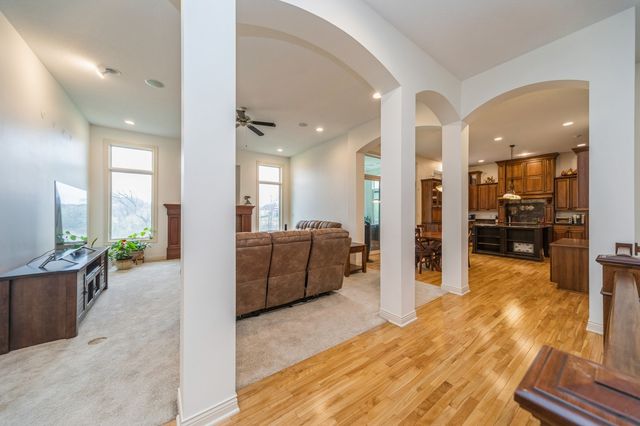 9289 Winterberry Court, West Des Moines, IA 50266