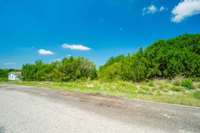 3422 Cedar Drive, Granbury, TX 76048