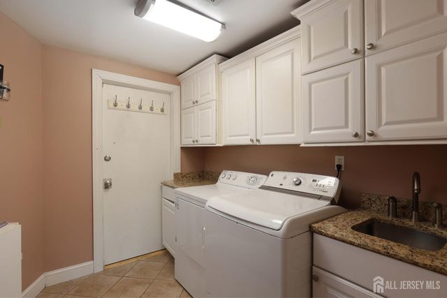 230 Silver Lane, Old Bridge, NJ 08857