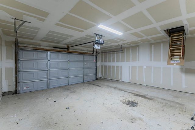 19831 DOC HOLIDAY DR, Lytle, TX 78052
