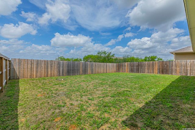 19831 DOC HOLIDAY DR, Lytle, TX 78052