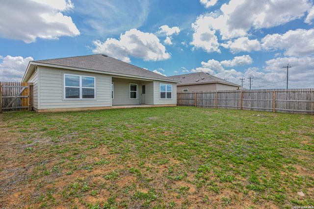 19831 DOC HOLIDAY DR, Lytle, TX 78052