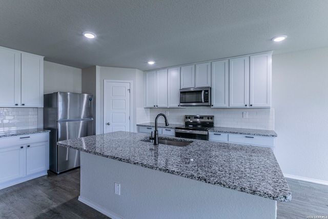 19831 DOC HOLIDAY DR, Lytle, TX 78052