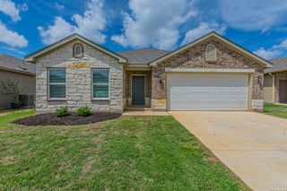 19831 DOC HOLIDAY DR, Lytle, TX 78052