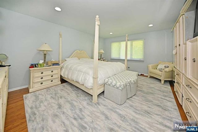 68 Peach Hill Court, Ramsey, NJ 07446