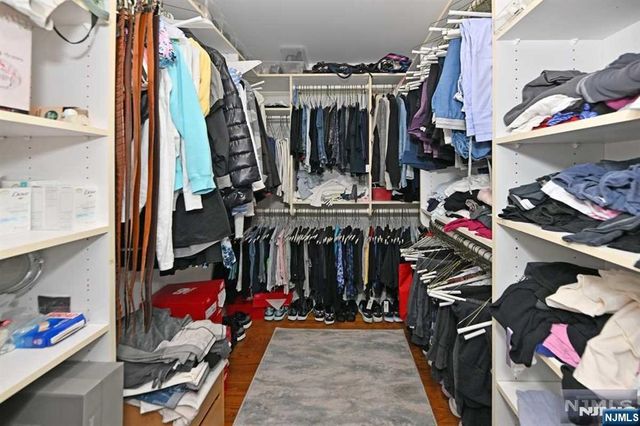 68 Peach Hill Court, Ramsey, NJ 07446