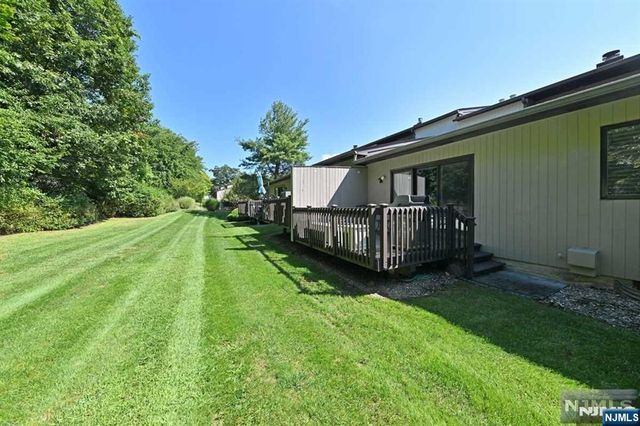 68 Peach Hill Court, Ramsey, NJ 07446