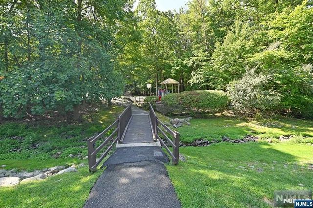 68 Peach Hill Court, Ramsey, NJ 07446