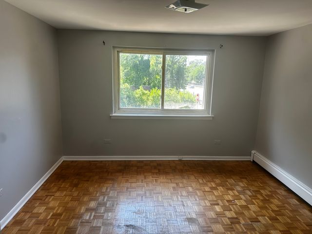 1301 E 75th Street B, Chicago, IL 60619