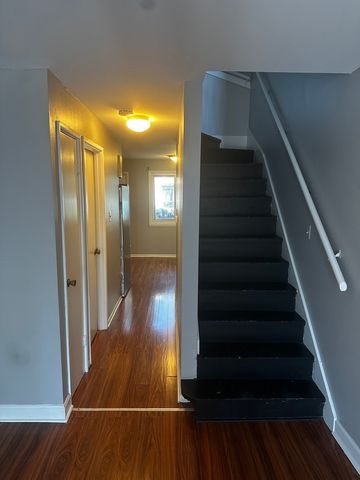1301 E 75th Street B, Chicago, IL 60619