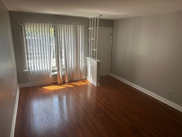 1301 E 75th Street B, Chicago, IL 60619