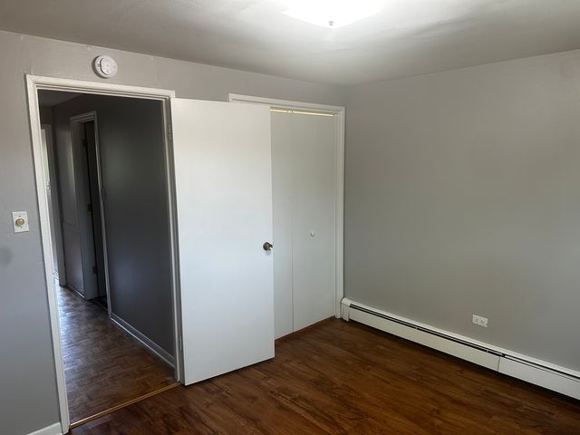 1301 E 75th Street B, Chicago, IL 60619