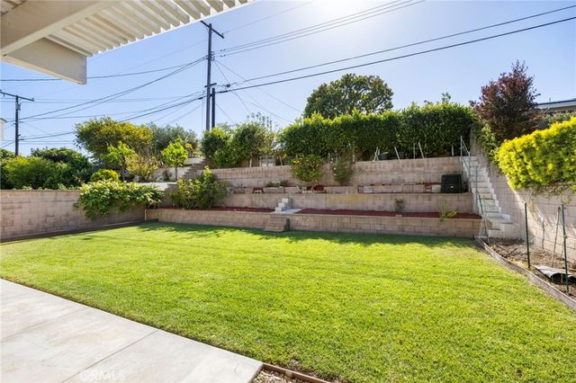 20525 Victor, Torrance, CA 90503
