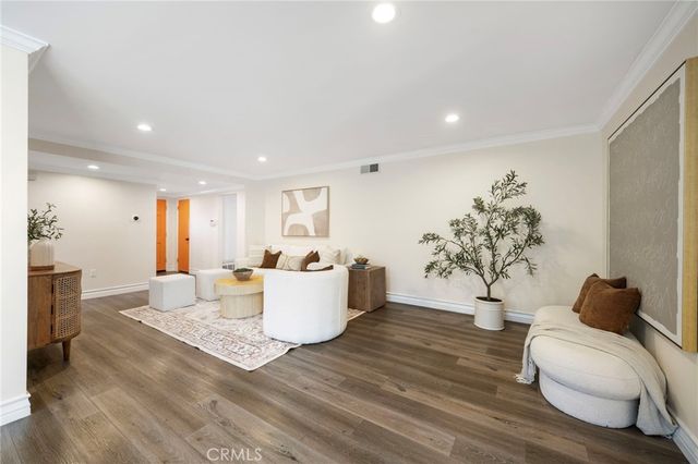 20525 Victor, Torrance, CA 90503