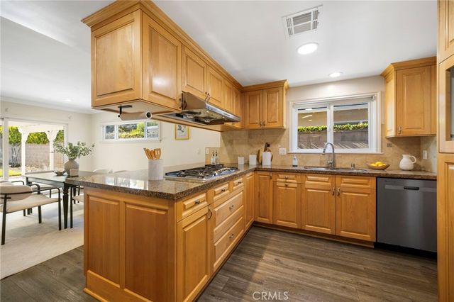 20525 Victor, Torrance, CA 90503