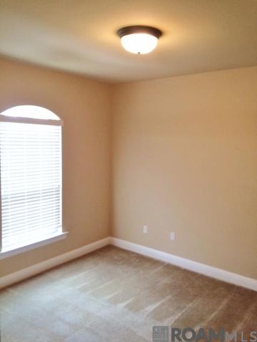 16325 Timberstone Dr, Prairieville, LA 70769