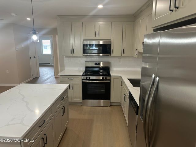 316 Coventry Court E, Lakewood, NJ 08701