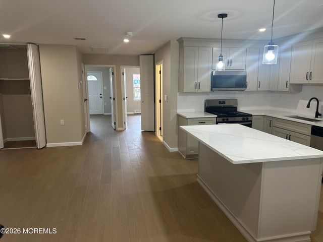 316 Coventry Court E, Lakewood, NJ 08701