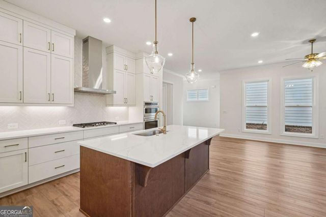 1028 Eastman Court, Hoschton, GA 30548